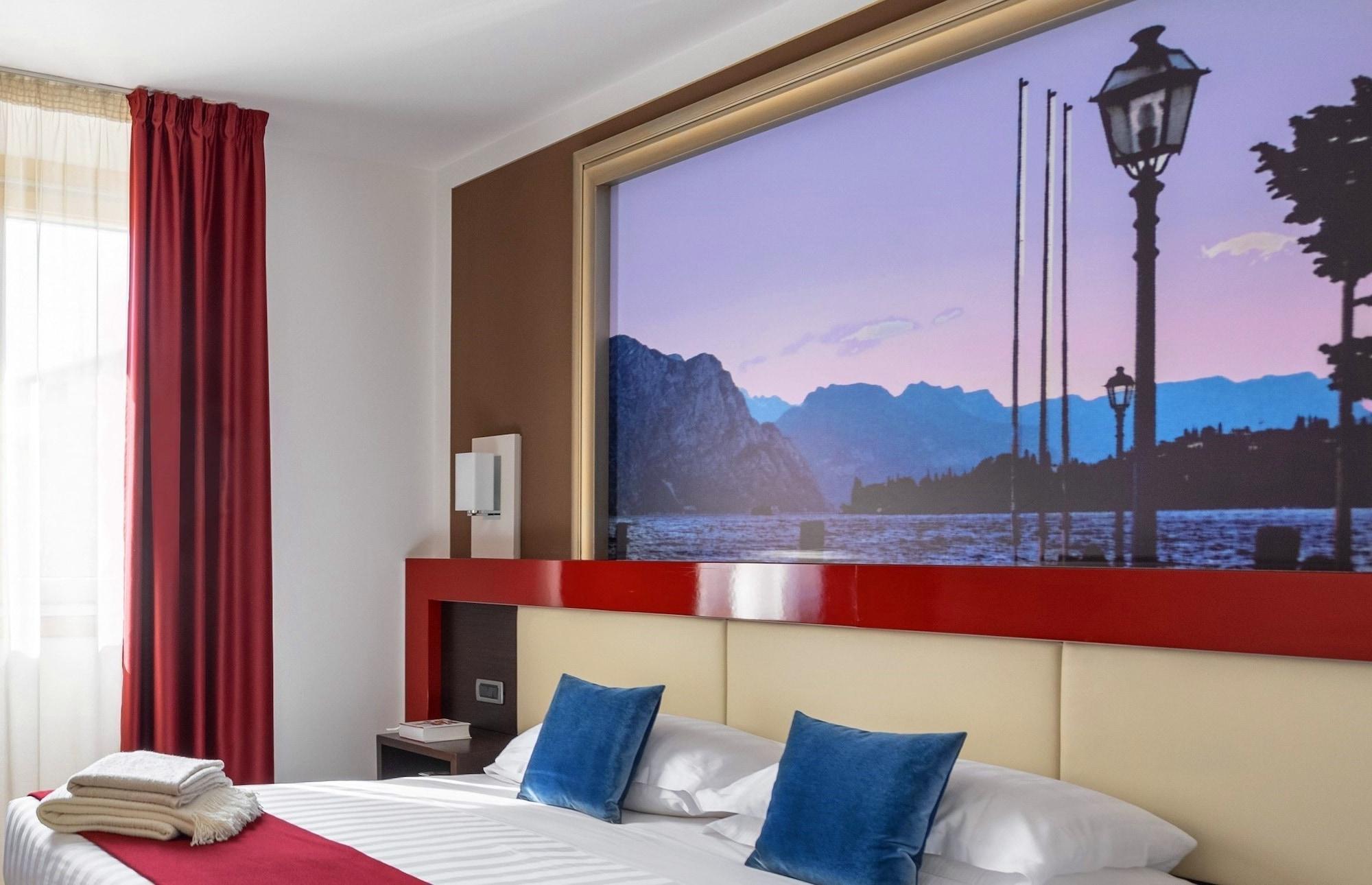 Kairos Garda Hotel Castelnuovo del Garda Eksteriør billede