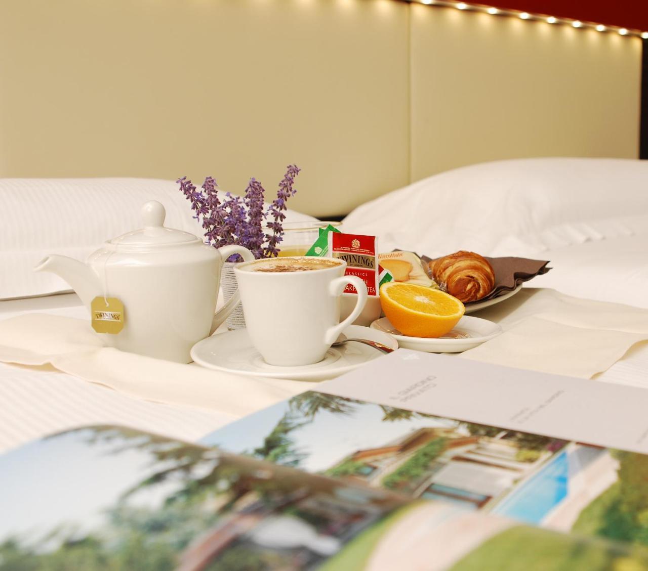 Kairos Garda Hotel Castelnuovo del Garda Eksteriør billede